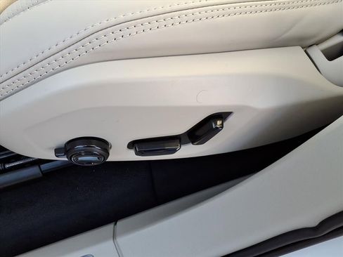 New 2026 Volvo XC90 B6 Ultra AWD/4WD image 15