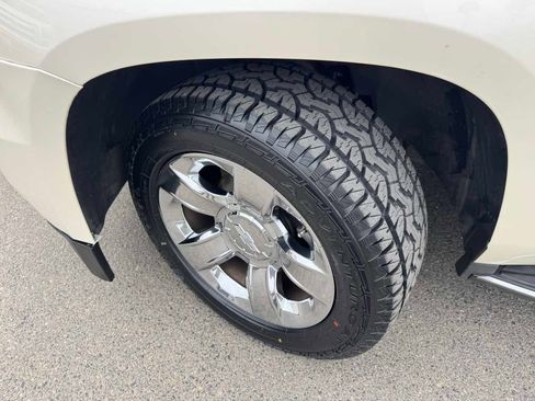 Used 2015 Chevrolet Tahoe LTZ image 41