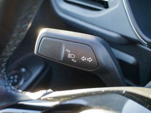 Used 2025 Ford Escape Platinum image 23