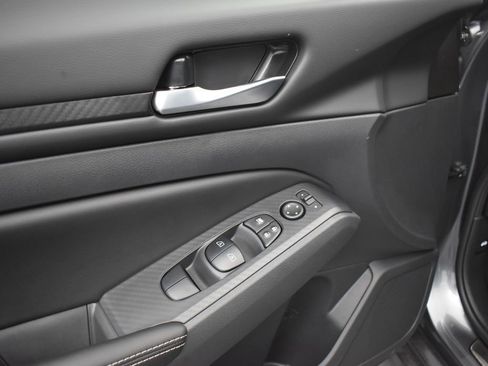 New 2025 Nissan Altima 2.5 SV w/ SV Special Edition Package image 26