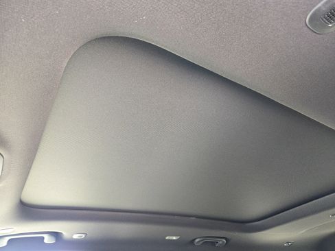 New 2025 Jeep Grand Cherokee L Limited w/ Luxury Tech Group II image 19