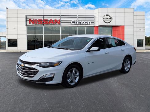 Used 2024 Chevrolet Malibu LS FWD image 7