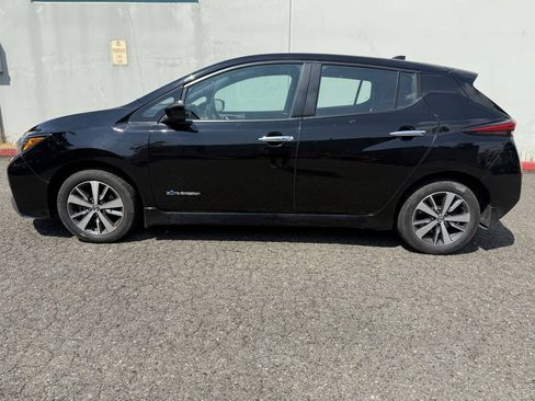 Used 2019 Nissan Leaf S Plus w/ Protection Package FWD image 18