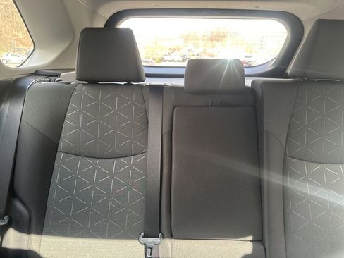 Used 2023 Toyota RAV4 XLE w/ Convenience Package image 7