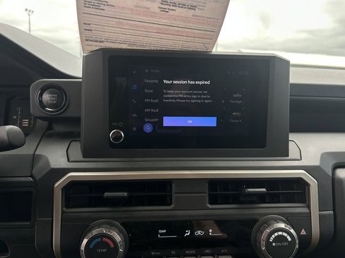 Used 2024 Toyota Tacoma SR image 9