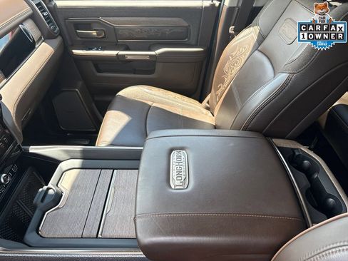 Used 2025 RAM 3500 Longhorn AWD/4WD image 31