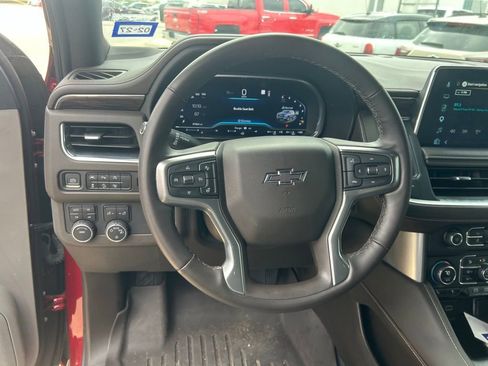 Used 2023 Chevrolet Tahoe Z71 w/ Luxury Package image 5