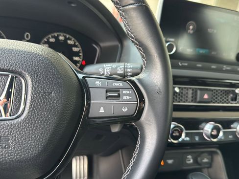 Used 2023 Honda Civic Sport image 18