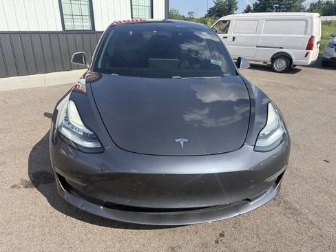Used 2019 Tesla Model 3 Standard Range Plus RWD image 3