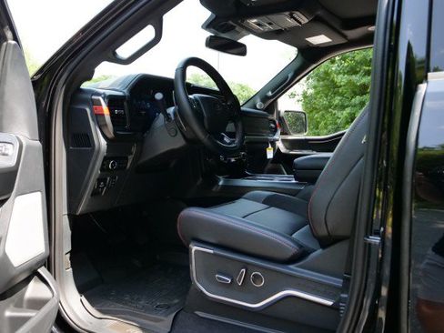Used 2026 Ford F150 Raptor AWD/4WD image 32