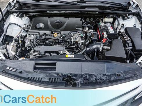 Used 2018 Toyota Camry SE image 31