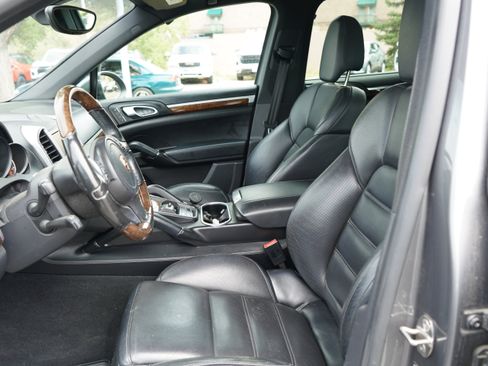 Used 2014 Porsche Cayenne Diesel AWD/4WD image 8