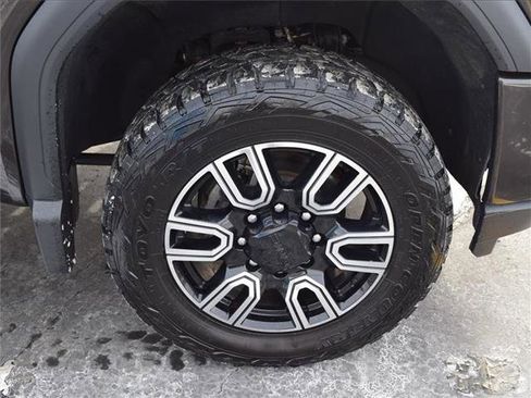 Used 2020 GMC Sierra 2500 AT4 w/ AT4 Premium Package image 49