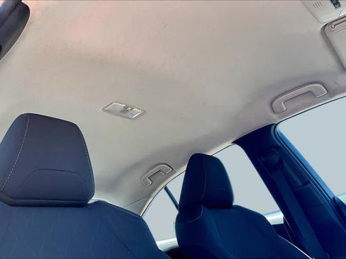Used 2021 Toyota Corolla LE FWD image 13