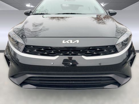 Used 2023 Kia Forte LXS image 6