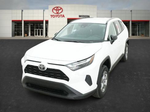 New 2025 Toyota RAV4 LE image 5