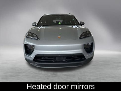 Used 2025 Porsche Macan Electric RWD image 13
