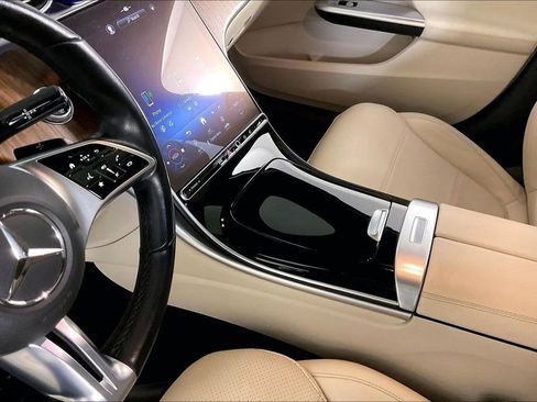 Certified 2023 Mercedes-Benz C 300 C 300 image 12