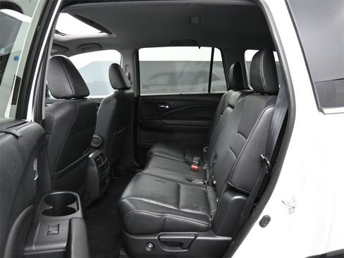Used 2022 Honda Pilot EX-L image 17