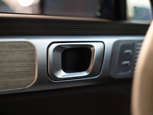 Used 2025 Hyundai Santa Fe Calligraphy w/ Tow & Go Package image 45