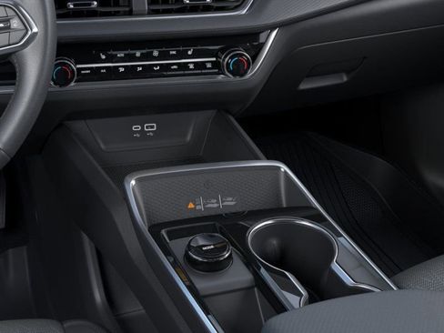 New 2026 Chevrolet Equinox LT w/ Convenience Package II FWD image 26