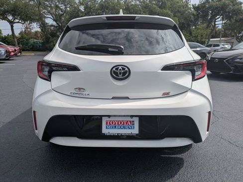 Used 2025 Toyota Corolla SE FWD image 5