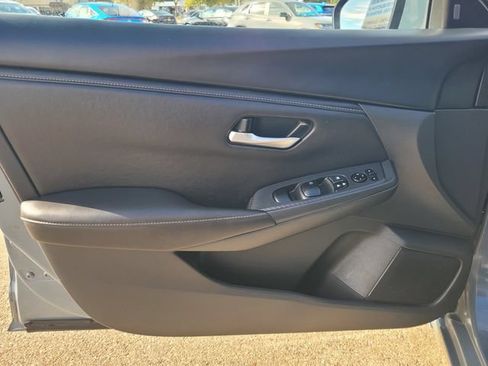 Used 2025 Nissan Sentra SV w/ All-Weather Package FWD image 18