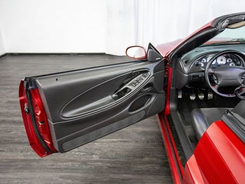 Used 2004 Ford Mustang Cobra image 16