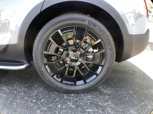 Used 2022 Kia Telluride EX w/ EX Premium Package image 43