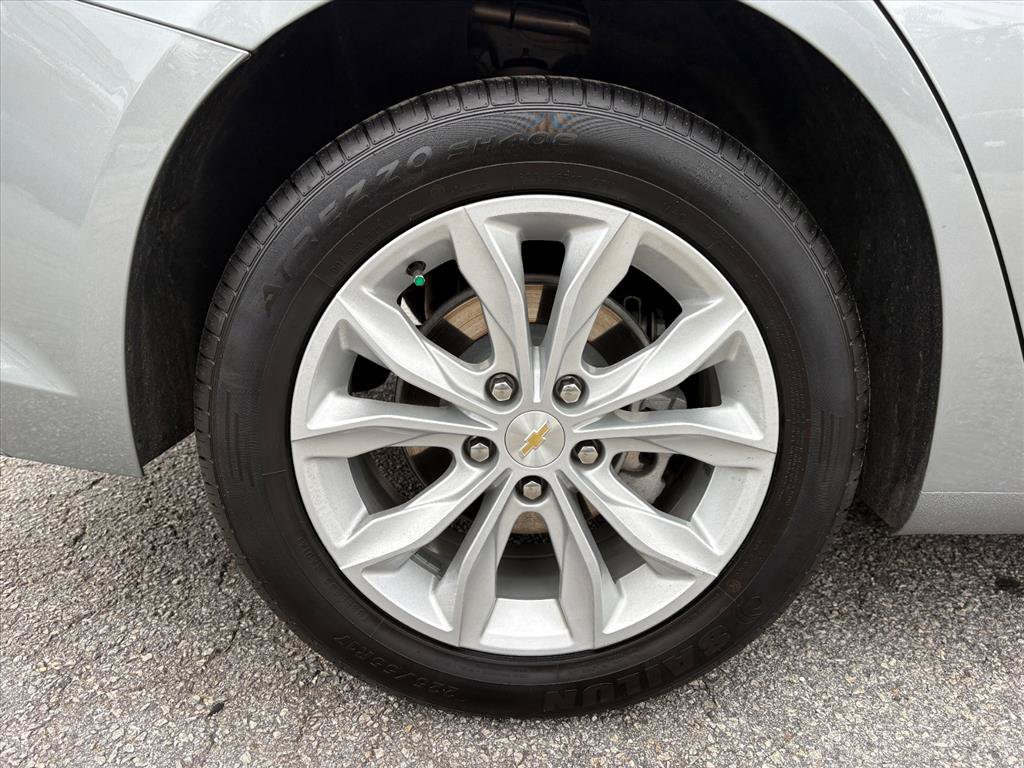 Used 2025 Chevrolet Malibu LT FWD image 26