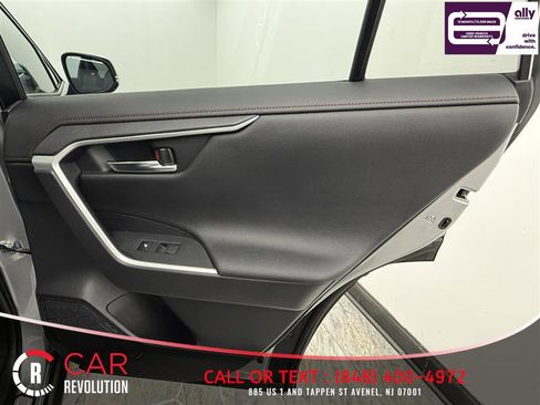 Used 2022 Toyota RAV4 XSE image 37