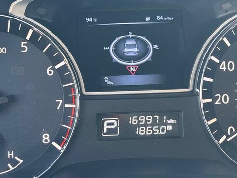 Used 2015 Nissan Altima 2.5 SL w/ Technology Package FWD image 25