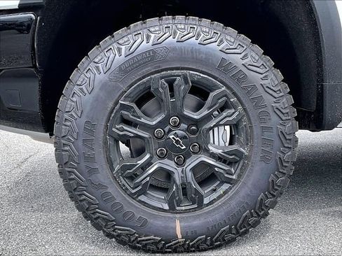 New 2026 Chevrolet Silverado 1500 ZR2 AWD/4WD image 7