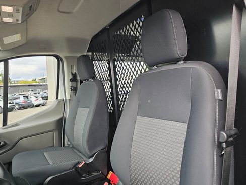Used 2024 Ford Transit 250 Low Roof w/ Exterior Upgrade Package RWD image 18