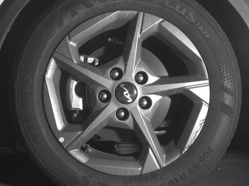 Used 2025 Kia K4 LXS image 12