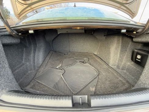 Used 2015 Volkswagen Jetta S image 26