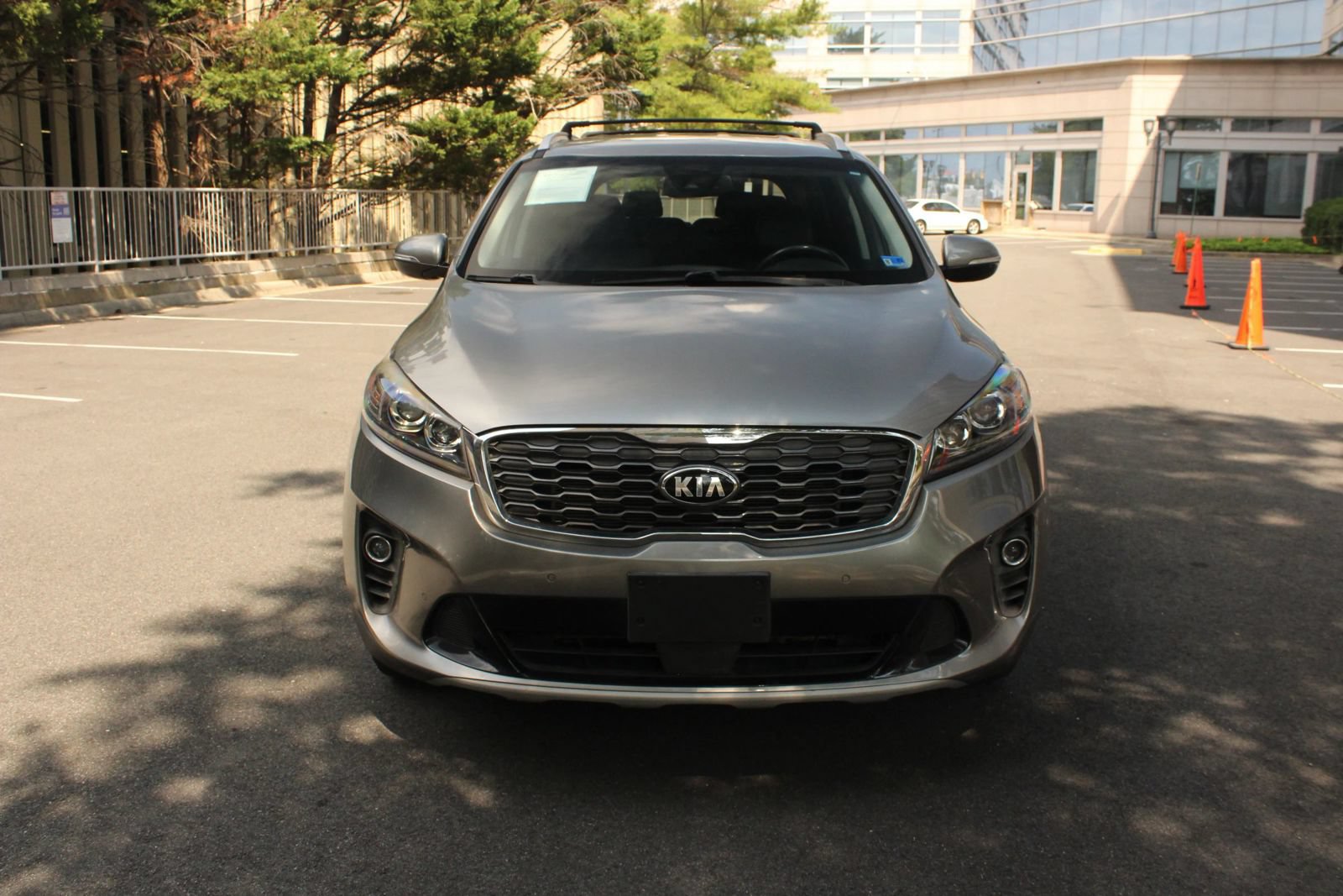 Used 2019 Kia Sorento EX w/ EX Premium Package AWD/4WD image 3