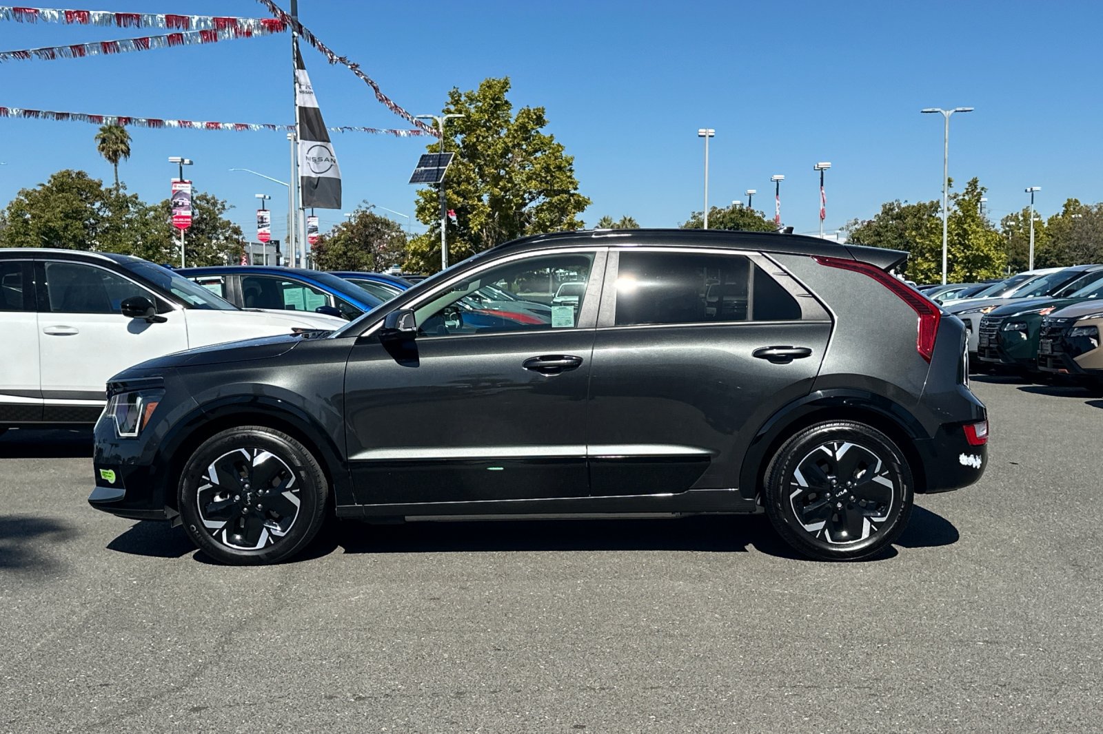 Used 2023 Kia Niro Wind FWD image 7