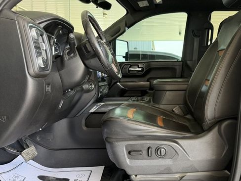 Used 2020 GMC Sierra 2500 AT4 w/ AT4 Premium Package AWD/4WD image 6