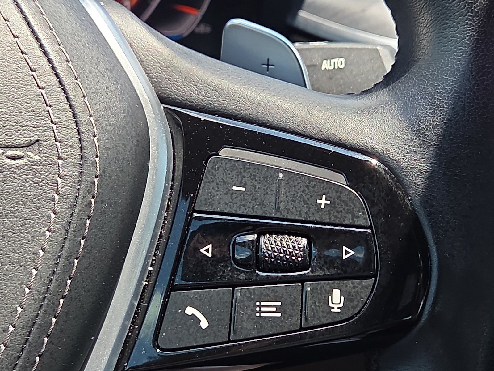 Certified 2023 BMW 530i xDrive AWD/4WD image 22