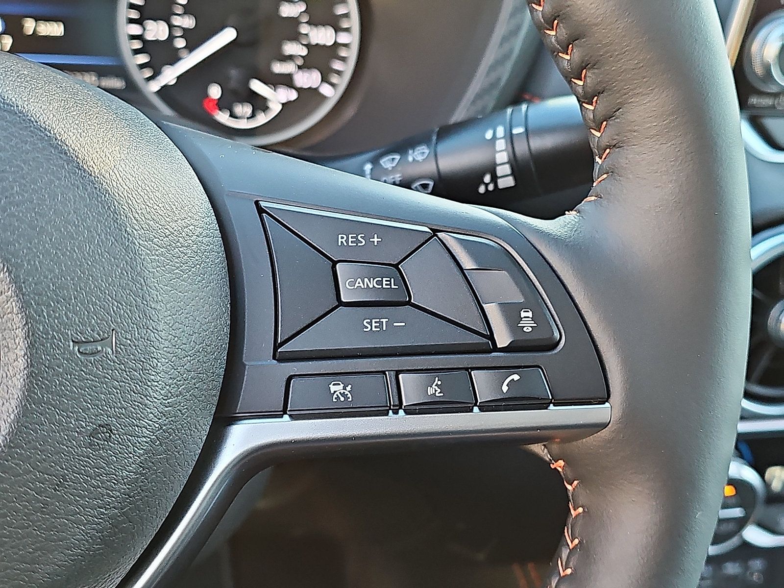 Certified 2025 Nissan Sentra SR w/ SR Premium Package FWD image 24