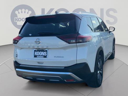 Used 2021 Nissan Rogue Platinum FWD image 11