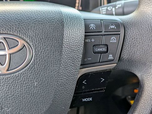 Used 2025 Toyota Camry LE image 21