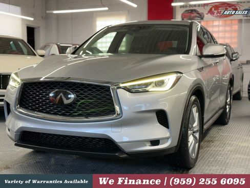 Used 2021 INFINITI QX50 Pure AWD/4WD image 2