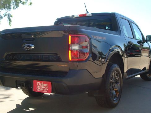 Used 2023 Ford Maverick Tremor w/ Tremor Off-Road Package AWD/4WD image 4