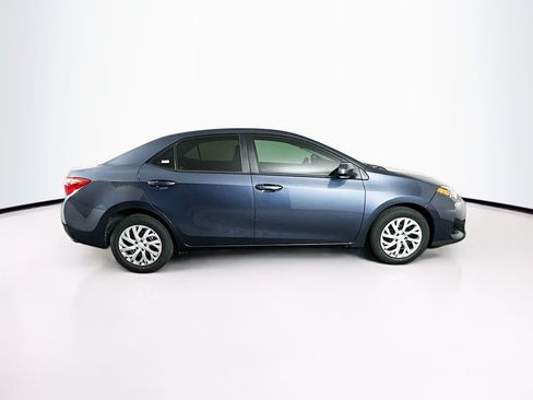 Used 2019 Toyota Corolla LE w/ Carpet Mat Package (TMS) FWD image 10