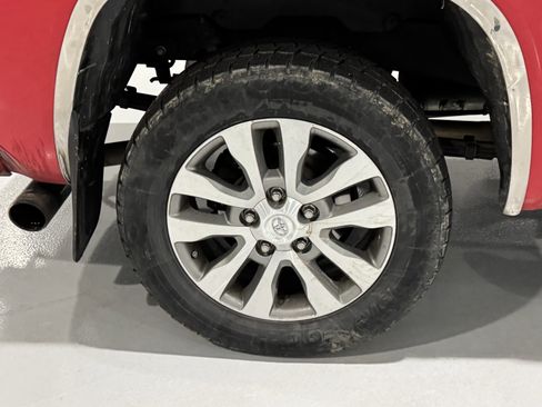 Used 2016 Toyota Tundra Limited image 19
