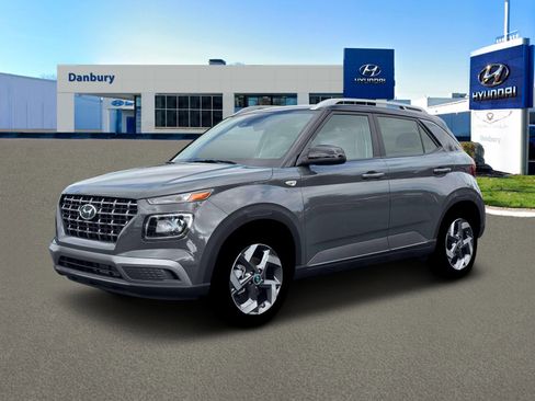 New 2026 Hyundai Venue SEL image 2