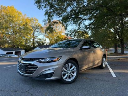 Used 2025 Chevrolet Malibu LT