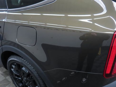 Used 2022 Kia Telluride SX w/ SX Prestige Package image 45